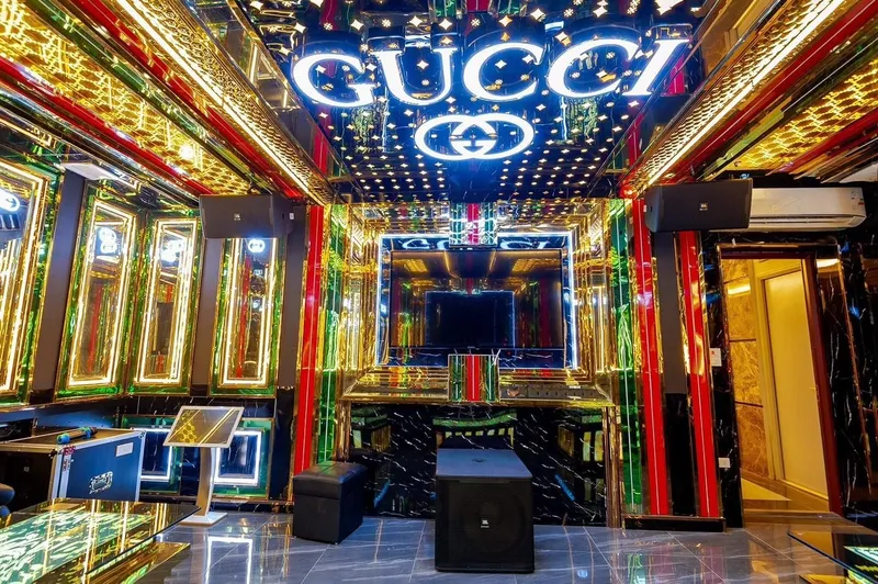 Phòng hát sang chảnh tại Full House Karaoke Lê Hồng Phong - top 5 quán hát karaoke Hải Phòng