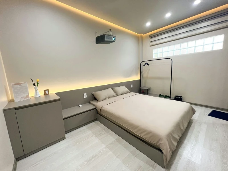 phòng ngủ Lều Vịt Sữa với tông màu sữa tinh tế nhẹ nhàng - Lều Vịt Homestay Hải Phòng