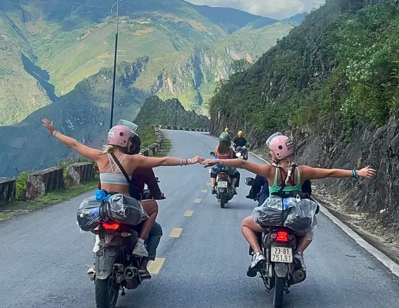 The Ha Giang Loop Connection